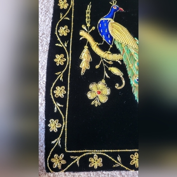 Zari Silk Thread Embroidered Wall Hanging Peacock, Jewel Carpet Wall Panel, Wall - Picture 3 of 4